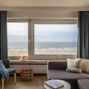 https://strand-studio-0602-5-personen-direct-aan-het-ostend.ostend-hotel.net